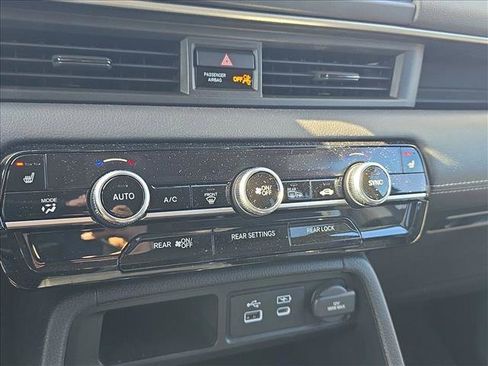 Used 2024 Honda Pilot EX-L image 13