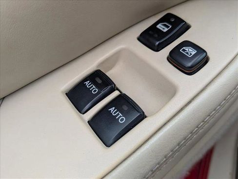 Used 2002 Lexus SC 430 Convertible image 10