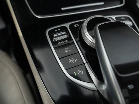 Used 2018 Mercedes-Benz E 300 E 300 4MATIC Sedan 4D image 28