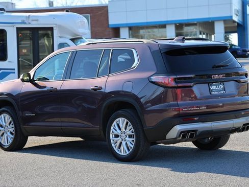 Used 2024 GMC Acadia Elevation image 30