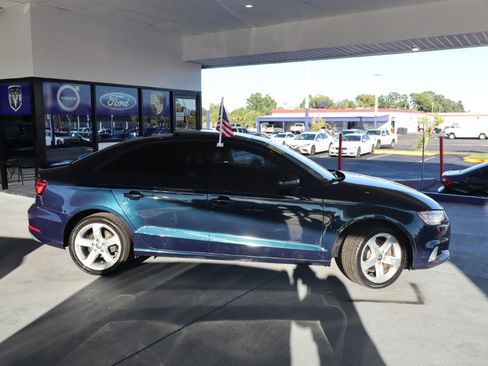 Used 2017 Audi A3 2.0T Premium w/ Convenience Package image 2