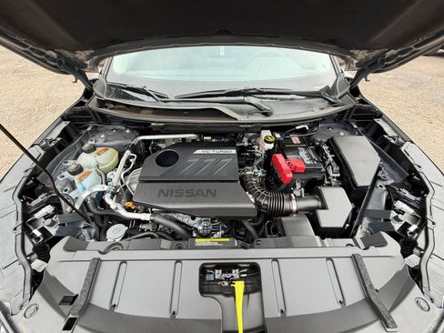 Used 2025 Nissan Rogue SV AWD/4WD image 33