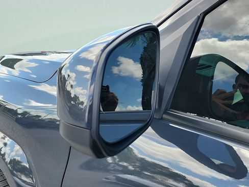 Used 2024 Toyota Tacoma SR5 AWD/4WD image 27