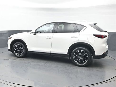 Certified 2022 MAZDA CX-5 AWD 2.5 S w/ Premium Plus Pkg image 3
