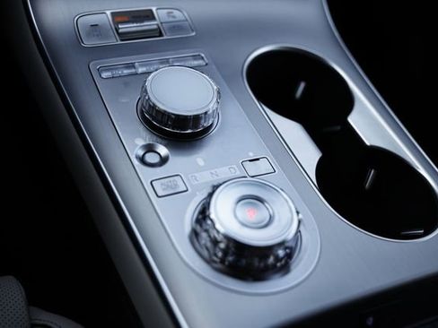 New 2026 Genesis GV70 2.5T Advanced image 40