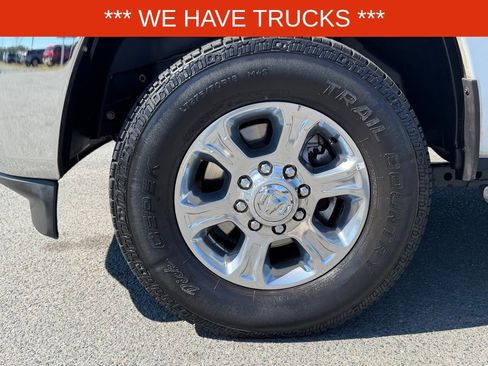 Used 2024 RAM 2500 Big Horn w/ Bed Utility Group image 10