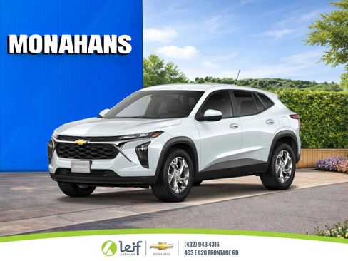 New 2026 Chevrolet Trax LS w/ LS Convenience Package FWD image 1