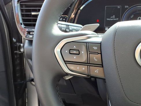 Used 2025 Lexus NX 350h AWD w/ Premium Package image 16