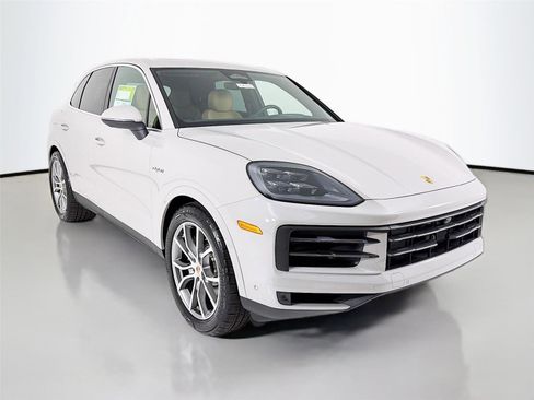 New 2026 Porsche Cayenne S AWD/4WD image 31