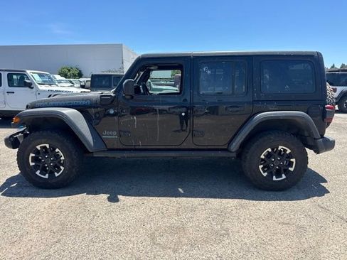 Used 2024 Jeep Wrangler Unlimited Rubicon 4xe AWD/4WD image 8