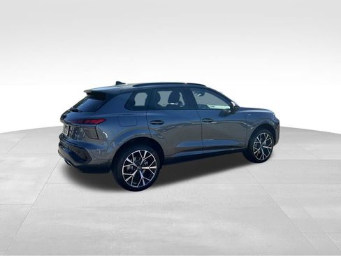 New 2026 Audi Q3 quattro 2.0T AWD/4WD image 5