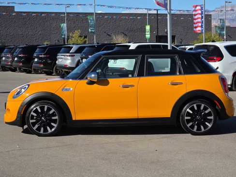 Used 2018 MINI Cooper S image 6