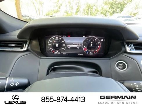 Used 2018 Land Rover Range Rover Velar AWD/4WD image 17
