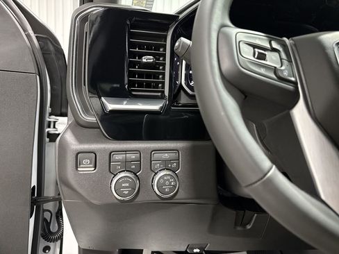 New 2026 GMC Sierra 1500 Elevation AWD/4WD image 18