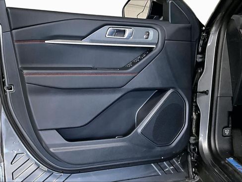 New 2026 Ford Explorer ST-Line RWD image 10