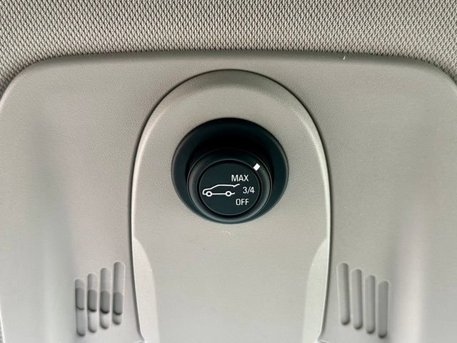 Used 2017 Chevrolet Equinox LT w/ Convenience Package FWD image 34