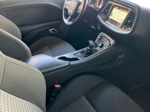 Used 2021 Dodge Challenger R/T w/ Driver Convenience Group RWD image 17