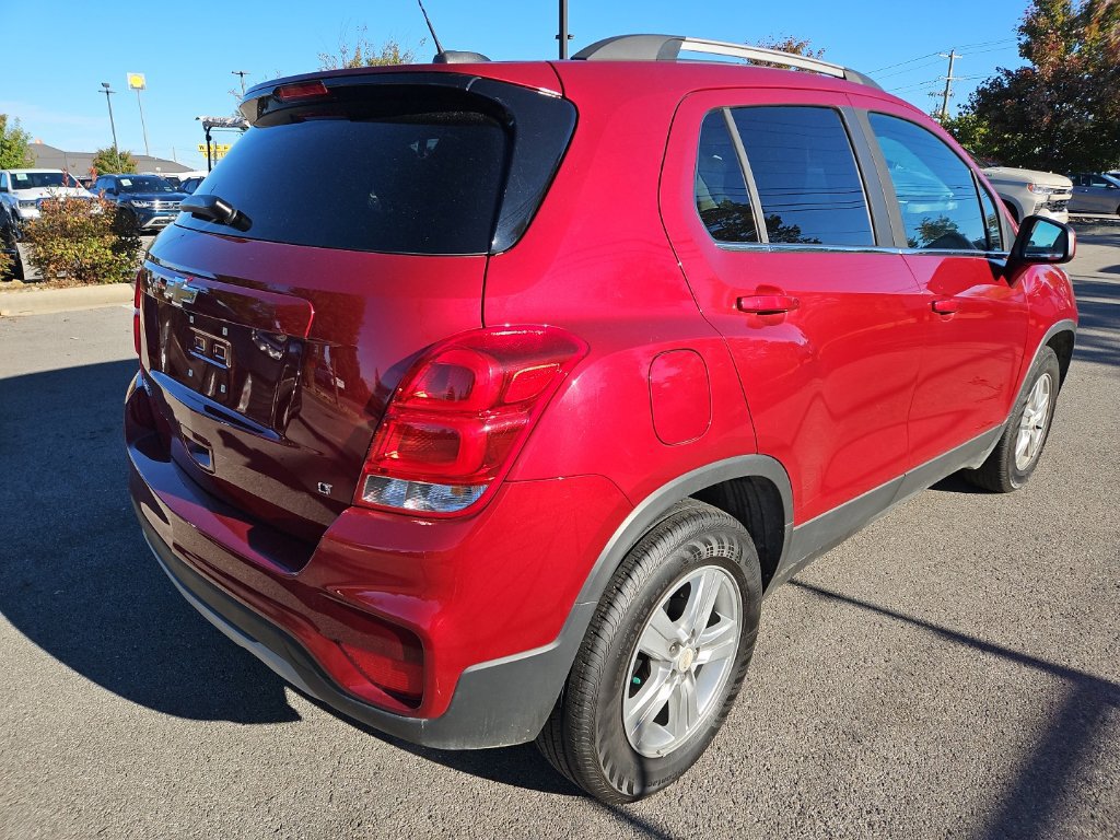 Used 2020 Chevrolet Trax LT FWD image 3