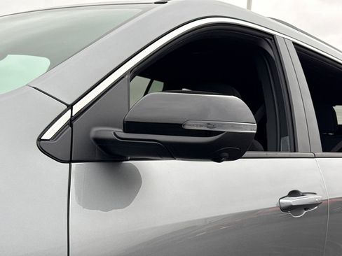 New 2026 GMC Acadia Elevation image 14