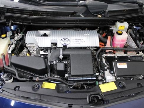 Used 2013 Toyota Prius Three image 23