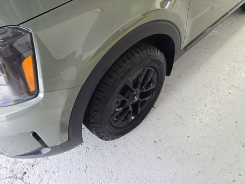 Used 2024 Kia Telluride SX Prestige X-Pro AWD/4WD image 9