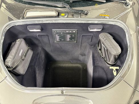 Certified 2022 Ferrari F8 Tributo image 30