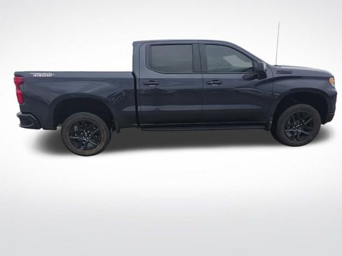 Used 2024 Chevrolet Silverado 1500 LT Trail Boss w/ LT Trail Boss Premium Package AWD/4WD image 8
