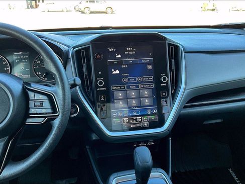 Used 2024 Subaru Crosstrek 2.0i Premium image 6