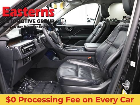 Used 2025 Lincoln Aviator Reserve w/ Illumination Package AWD/4WD image 14