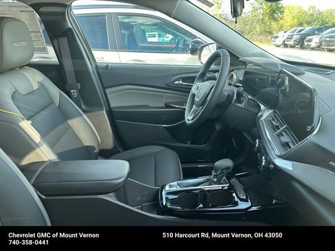 New 2026 Chevrolet Trax ACTIV w/ Driver Confidence Package FWD image 5