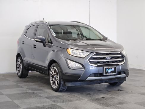 Used 2020 Ford EcoSport Titanium image 2
