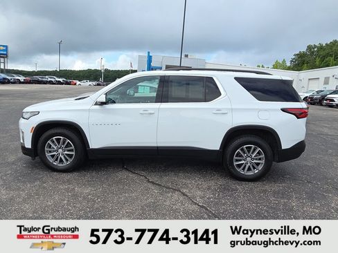 Used 2023 Chevrolet Traverse LT AWD/4WD image 5