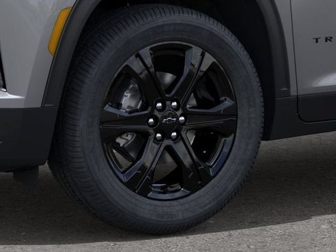 New 2027 Chevrolet Traverse LT w/ Midnight/Sport Edition AWD/4WD image 9