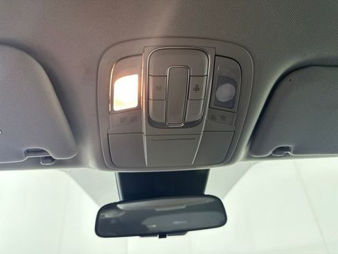 Used 2019 Hyundai Santa Fe SE image 23