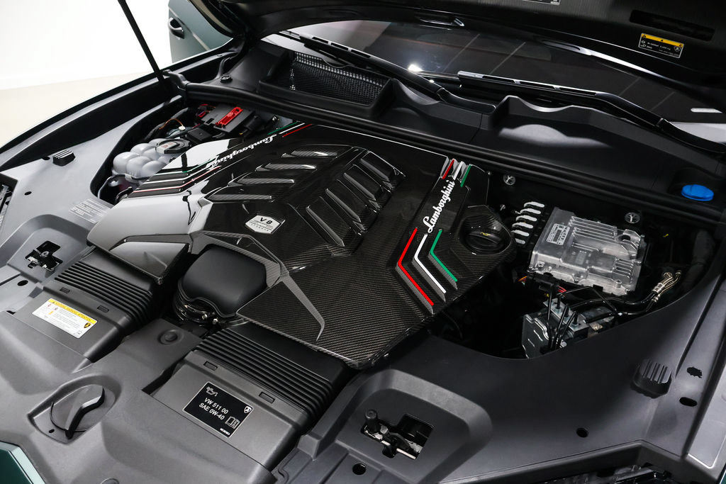 Used 2024 Lamborghini Urus Performante AWD/4WD image 65