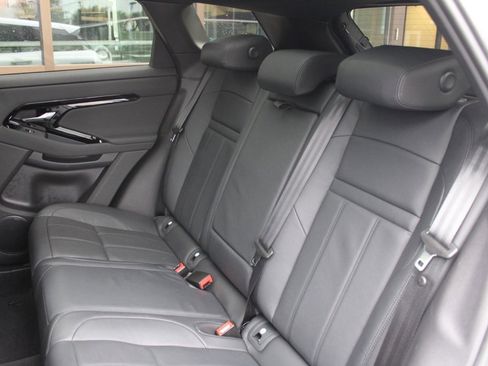 Certified 2025 Land Rover Range Rover Evoque Dynamic SE image 32