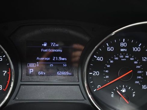 Used 2019 Kia Sedona LX FWD image 19