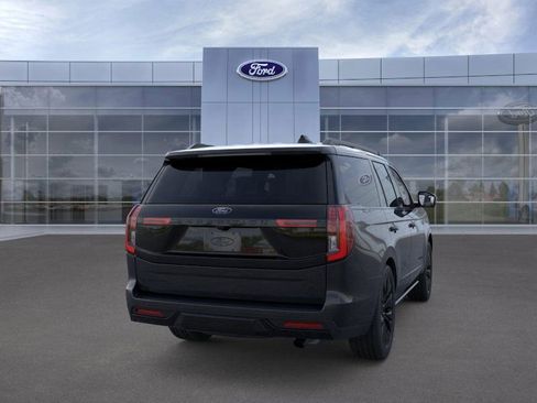 New 2025 Ford Expedition Platinum w/ Stealth Appearance Package image 8