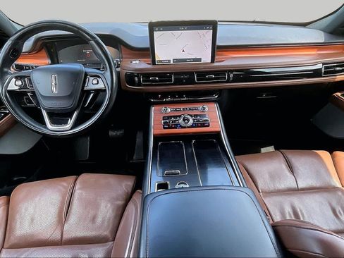 Used 2020 Lincoln Aviator Reserve w/ Equipment Group 202A AWD/4WD image 15