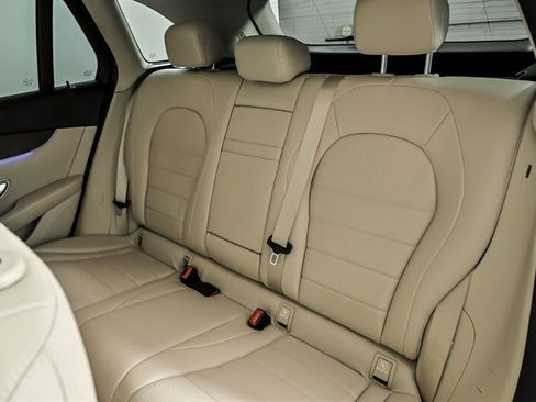 Used 2022 Mercedes-Benz GLC 300 GLC 300 4MATIC image 23