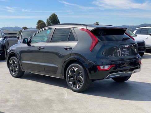 New 2026 Kia Niro Wind FWD image 6