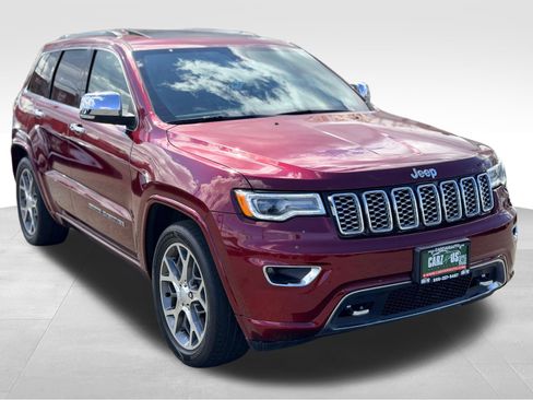 Used 2020 Jeep Grand Cherokee Overland AWD/4WD image 3