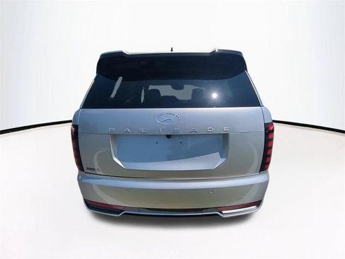New 2026 Hyundai Palisade Calligraphy FWD image 6