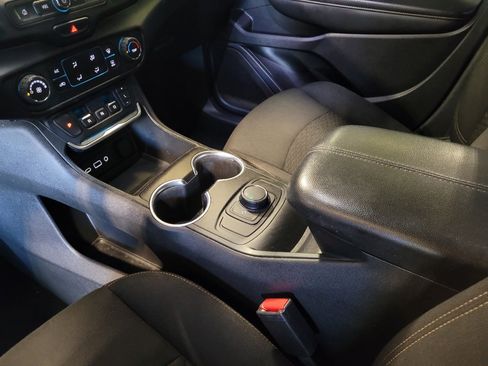 Used 2019 GMC Terrain SLE FWD image 26