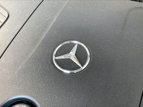 New 2026 Mercedes-Benz GLC 300 4MATIC image 17