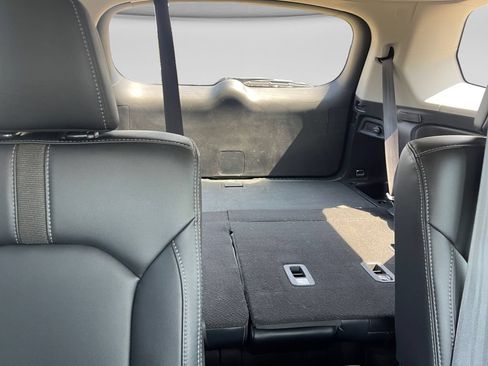 Used 2025 Honda Pilot EX-L image 30