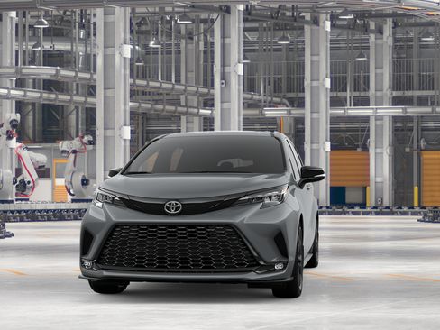 New 2026 Toyota Sienna XSE FWD image 18