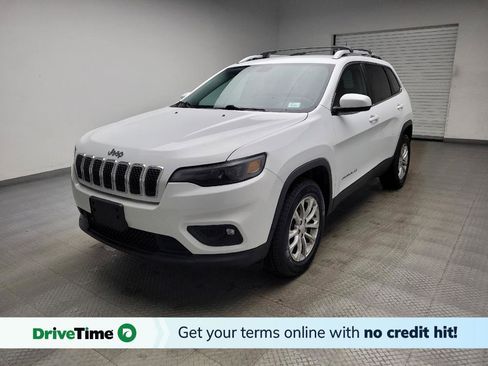 Used 2019 Jeep Cherokee Latitude w/ Cold Weather Group AWD/4WD image 1