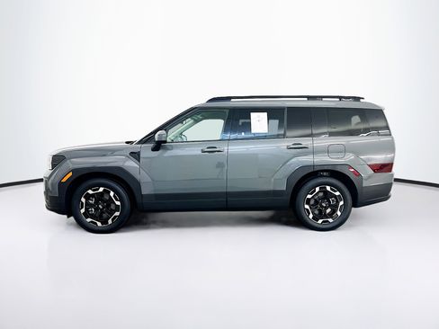 Used 2025 Hyundai Santa Fe SEL image 4