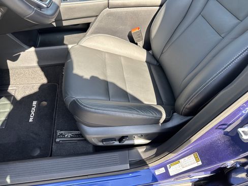 Used 2021 Nissan Rogue SL image 15